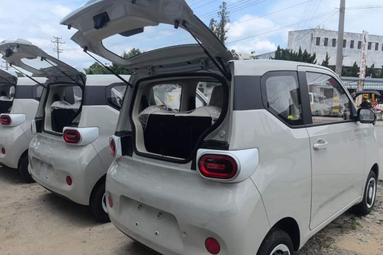 Used Wuling Hongguang MINIEV 2024 3rd Generation 215km Youth Edition Trunk