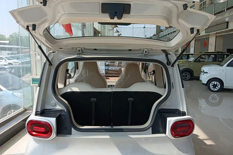Used Wuling Hongguang MINIEV 2024 3rd Generation 215km Youth Edition Trunk