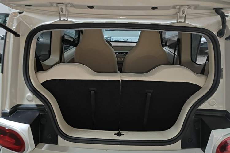 Used Wuling Hongguang MINIEV 2024 3rd Generation 215km Youth Edition Trunk