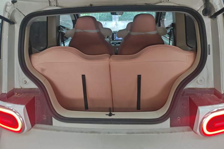 Used Wuling Hongguang MINIEV 2024 3rd Generation 215km Advanced Version Trunk