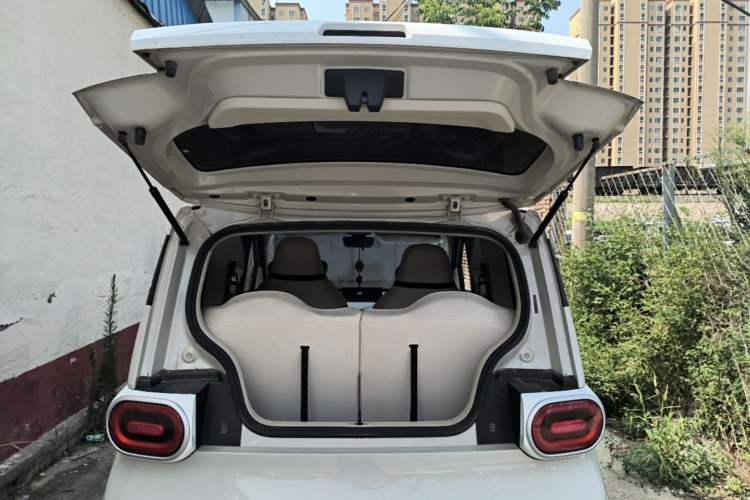 Used Wuling Hongguang MINIEV 2024 3rd Generation 215km Youth Edition Trunk