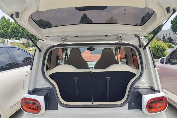 Used Wuling Hongguang MINIEV 2024 3rd Generation 215km Youth Edition Trunk