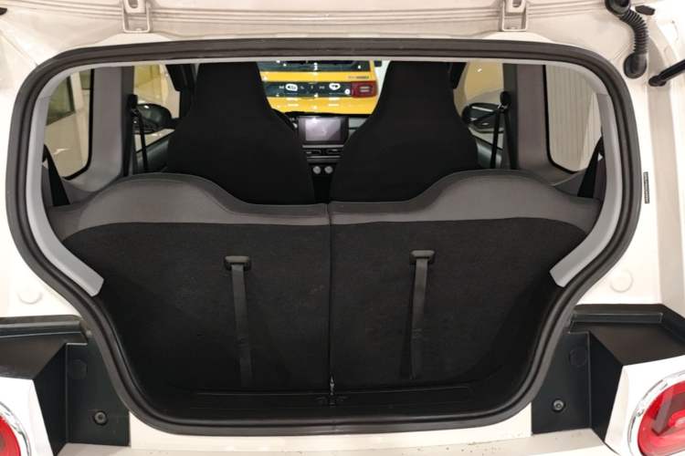 Used Wuling Hongguang MINIEV 2024 3rd Generation 215km Advanced Version Trunk