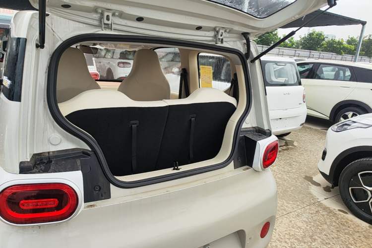 Used Wuling Hongguang MINIEV 2024 3rd Generation 215km Youth Edition Trunk