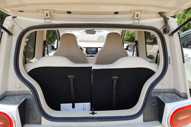Used Wuling Hongguang MINIEV 2024 3rd Generation 215km Advanced Version Trunk