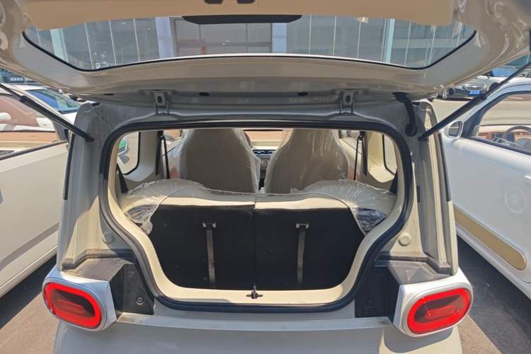 Used Wuling Hongguang MINIEV 2024 3rd Generation 215km Youth Edition Trunk