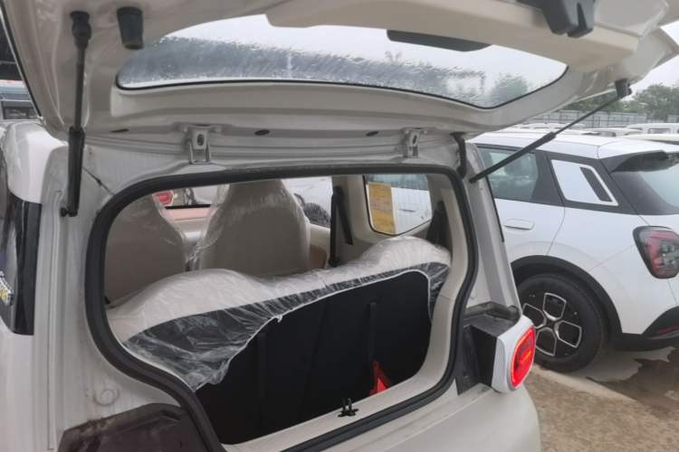 Used Wuling Hongguang MINIEV 2024 3rd Generation 215km Youth Edition Trunk