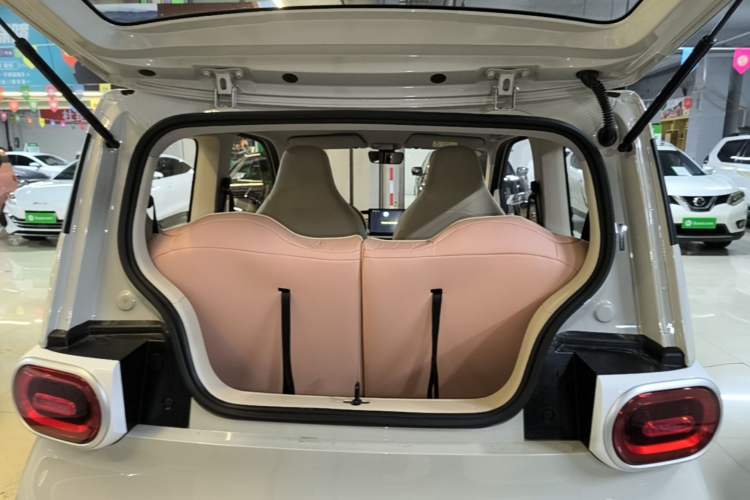 Used Wuling Hongguang MINIEV 2024 3rd Generation 215km Youth Edition Trunk