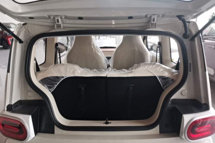Used Wuling Hongguang MINIEV 2024 3rd Generation 215km Youth Edition Trunk