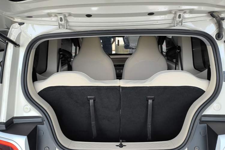 Used Wuling Hongguang MINIEV 2024 3rd Generation 215km Youth Edition Trunk