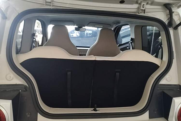Used Wuling Hongguang MINIEV 2024 3rd Generation 215km Youth Edition Trunk