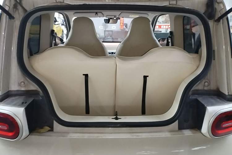 Used Wuling Hongguang MINIEV 2024 3rd Generation 215km Youth Edition Trunk