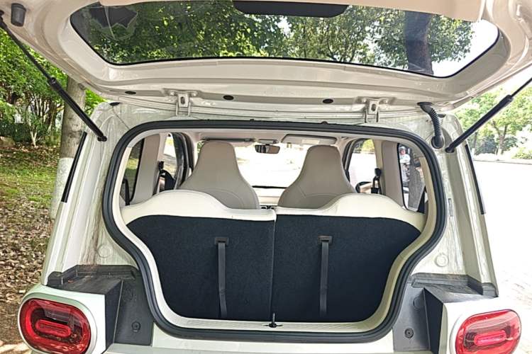 Used Wuling Hongguang MINIEV 2024 3rd Generation 215km Youth Edition Trunk