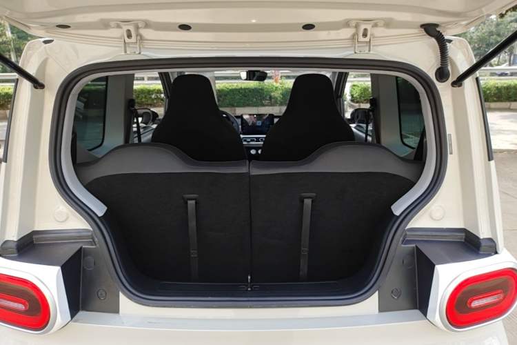 Used Wuling Hongguang MINIEV 2024 3rd Generation 215km Youth Edition Trunk