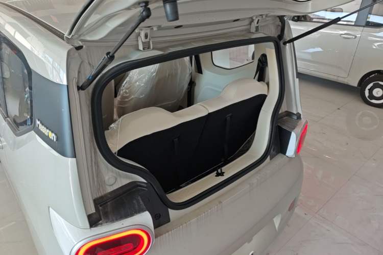 Used Wuling Hongguang MINIEV 2024 3rd Generation 215km Youth Edition Trunk