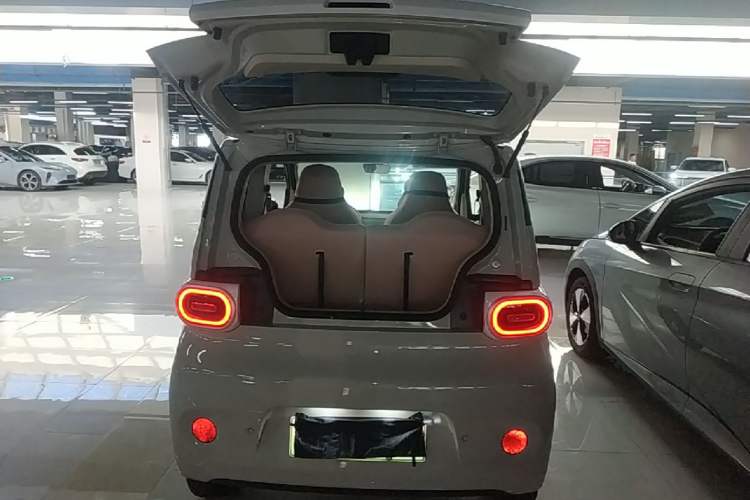Used Wuling Hongguang MINIEV 2024 3rd Generation 215km Youth Edition Trunk