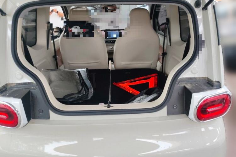 Used Wuling Hongguang MINIEV 2024 3rd Generation 215km Advanced Version Trunk