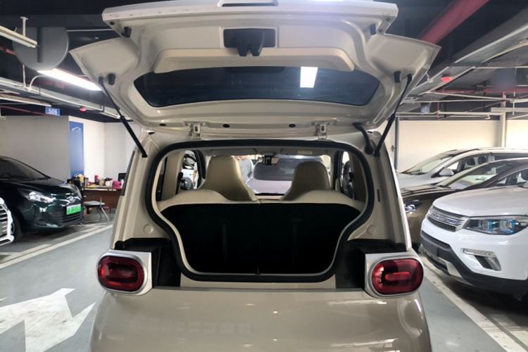 Used Wuling Hongguang MINIEV 2024 3rd Generation 215km Youth Edition Trunk