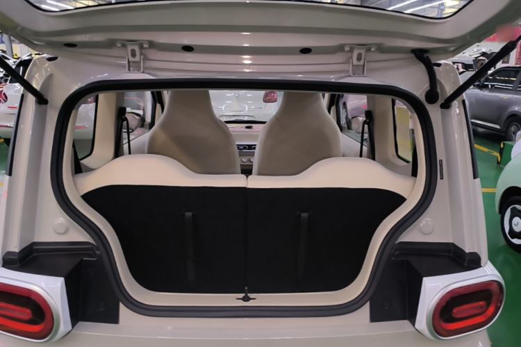 Used Wuling Hongguang MINIEV 2024 3rd Generation 215km Youth Edition Trunk