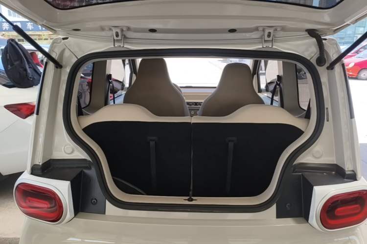 Used Wuling Hongguang MINIEV 2024 3rd Generation 215km Youth Edition Trunk