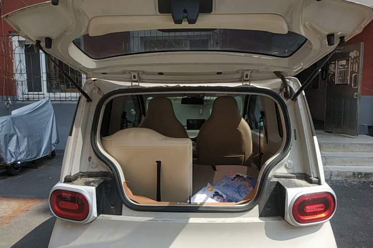 Used Wuling Hongguang MINIEV 2024 3rd Generation 215km Youth Edition Trunk