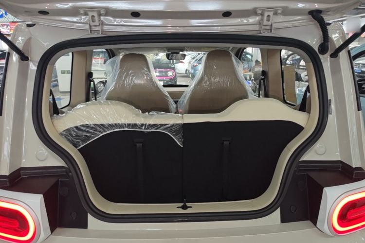 Used Wuling Hongguang MINIEV 2024 3rd Generation 215km Youth Edition Trunk