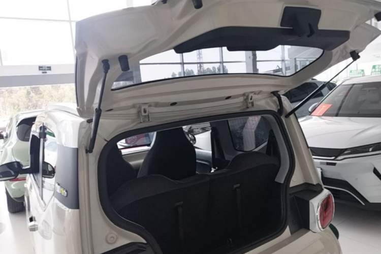 Used Wuling Hongguang MINIEV 2024 3rd Generation 215km Advanced Version Trunk