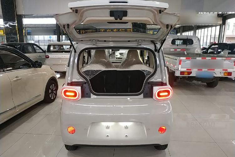 Used Wuling Hongguang MINIEV 2024 3rd Generation 215km Youth Edition Trunk