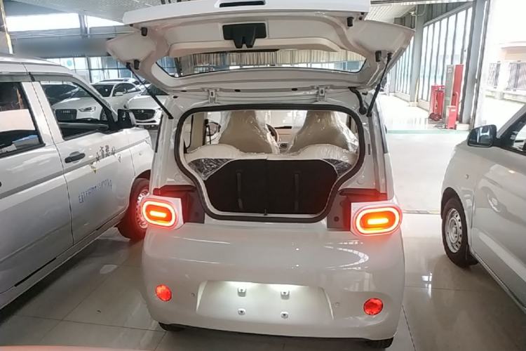 Used Wuling Hongguang MINIEV 2024 3rd Generation 215km Youth Edition Trunk