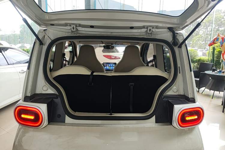 Used Wuling Hongguang MINIEV 2024 3rd Generation 215km Youth Edition Trunk