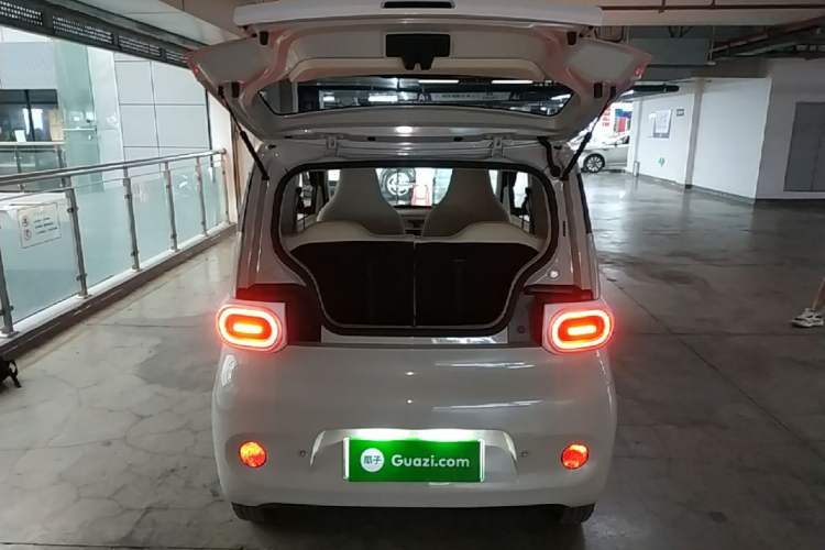 Used Wuling Hongguang MINIEV 2024 3rd Generation 215km Youth Edition Trunk
