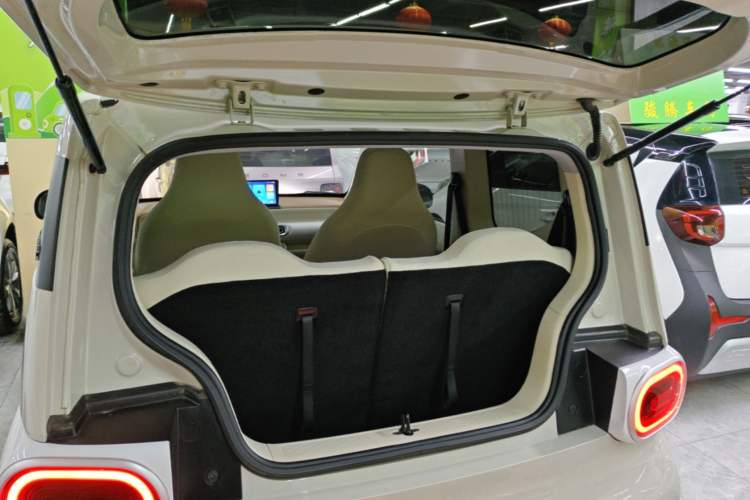Used Wuling Hongguang MINIEV 2024 3rd Generation 215km Youth Edition Trunk