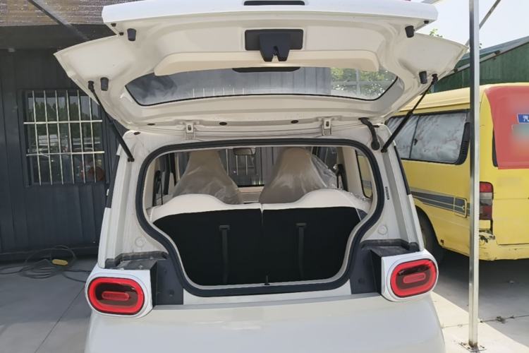 Used Wuling Hongguang MINIEV 2024 3rd Generation 215km Youth Edition Trunk