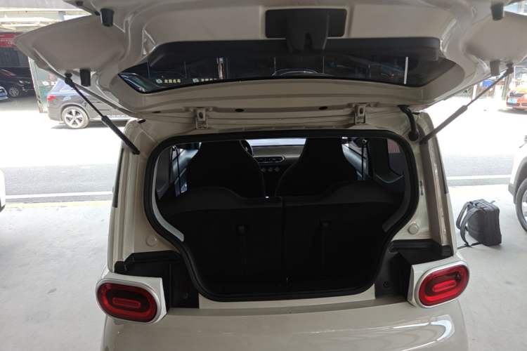 Used Wuling Hongguang MINIEV 2024 3rd Generation 215km Youth Edition Trunk