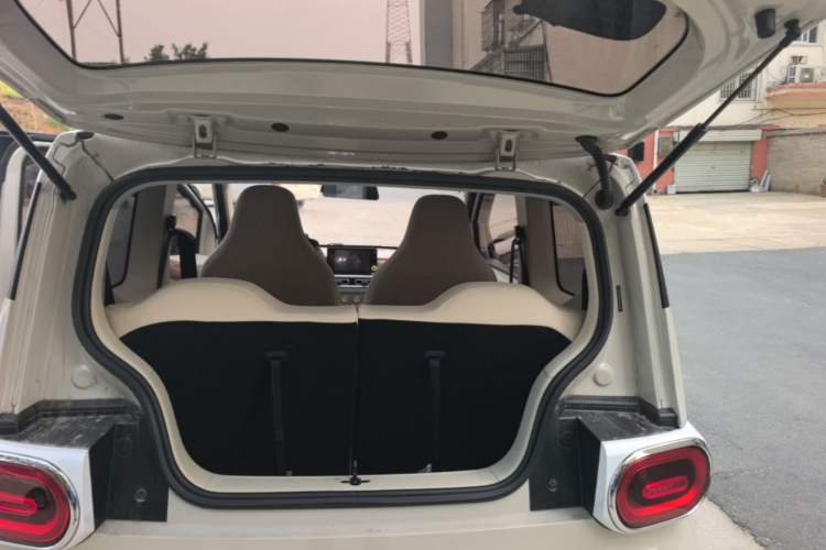 Used Wuling Hongguang MINIEV 2024 3rd Generation 215km Youth Edition Trunk