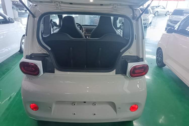 Used Wuling Hongguang MINIEV 2024 3rd Generation 215km Youth Edition Trunk