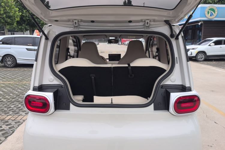 Used Wuling Hongguang MINIEV 2024 3rd Generation 215km Youth Edition Trunk