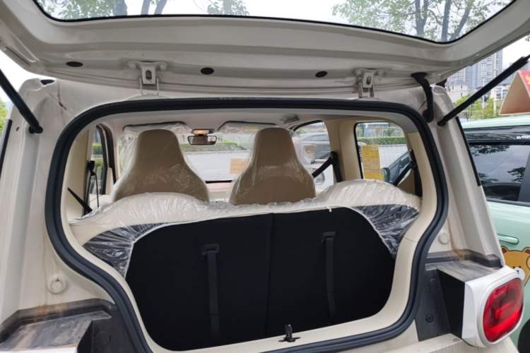 Used Wuling Hongguang MINIEV 2024 3rd Generation 215km Youth Edition Trunk