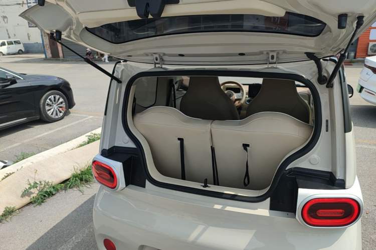 Used Wuling Hongguang MINIEV 2024 3rd Generation 215km Youth Edition Trunk