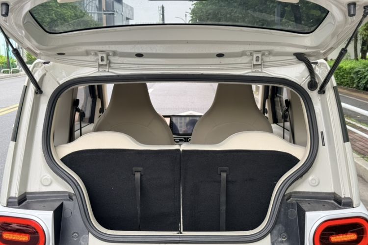 Used Wuling Hongguang MINIEV 2024 3rd Generation 215km Youth Edition Trunk