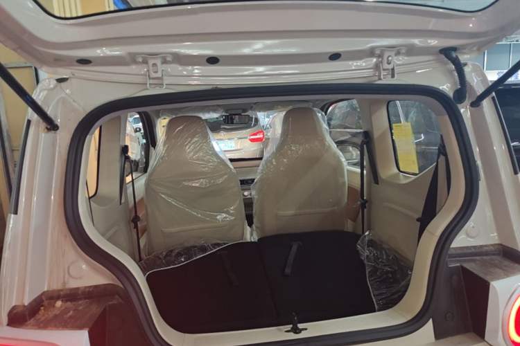 Used Wuling Hongguang MINIEV 2024 3rd Generation 215km Youth Edition Trunk
