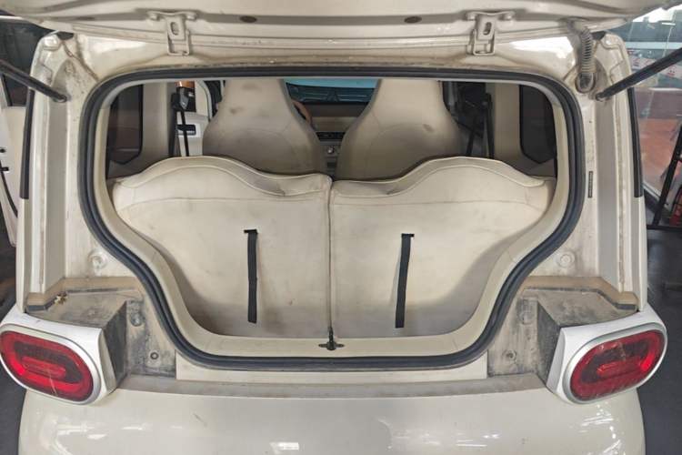 Used Wuling Hongguang MINIEV 2024 3rd Generation 215km Youth Edition Trunk