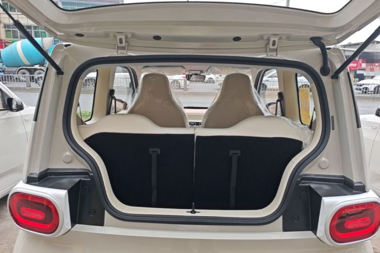 Used Wuling Hongguang MINIEV 2024 3rd Generation 215km Youth Edition Trunk