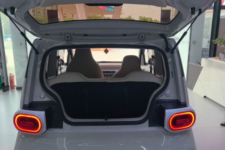 Used Wuling Hongguang MINIEV 2024 3rd Generation 215km Youth Edition Trunk