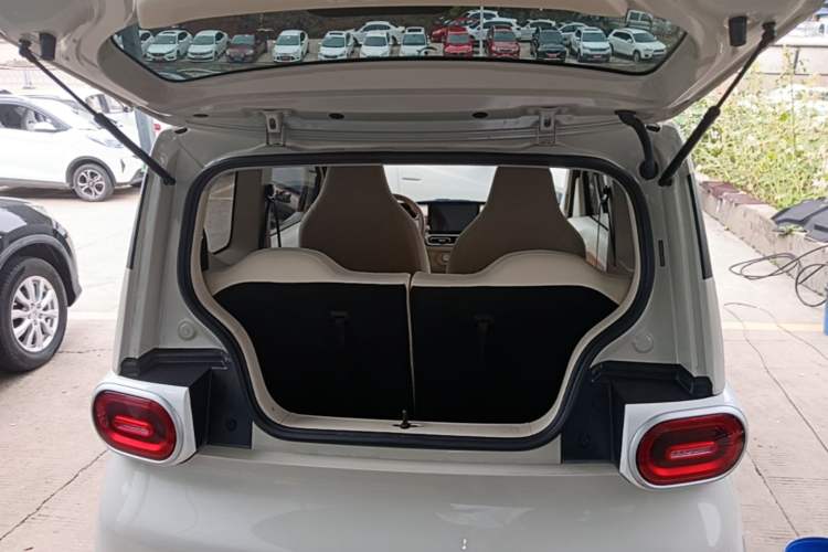 Used Wuling Hongguang MINIEV 2024 3rd Generation 215km Youth Edition Trunk