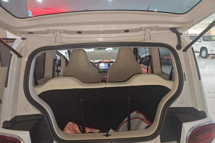 Used Wuling Hongguang MINIEV 2024 3rd Generation 215km Youth Edition Trunk