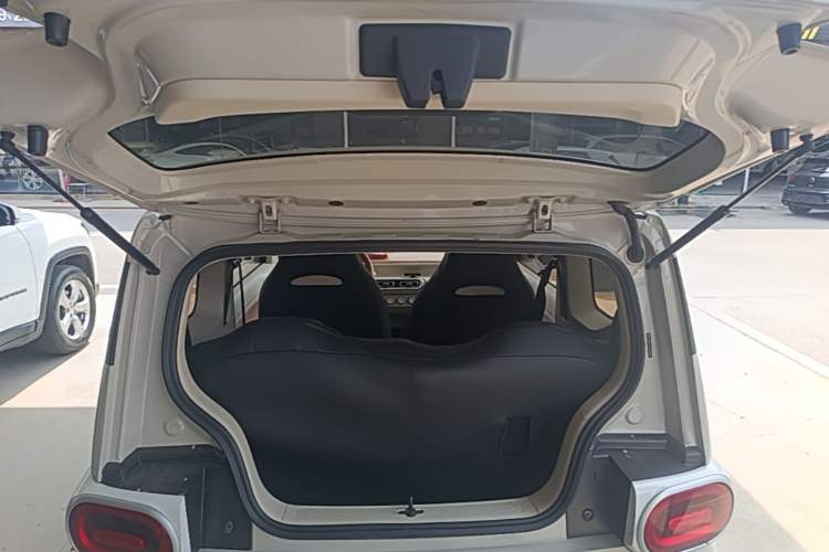 Used Wuling Hongguang MINIEV 2024 3rd Generation 215km Youth Edition Trunk