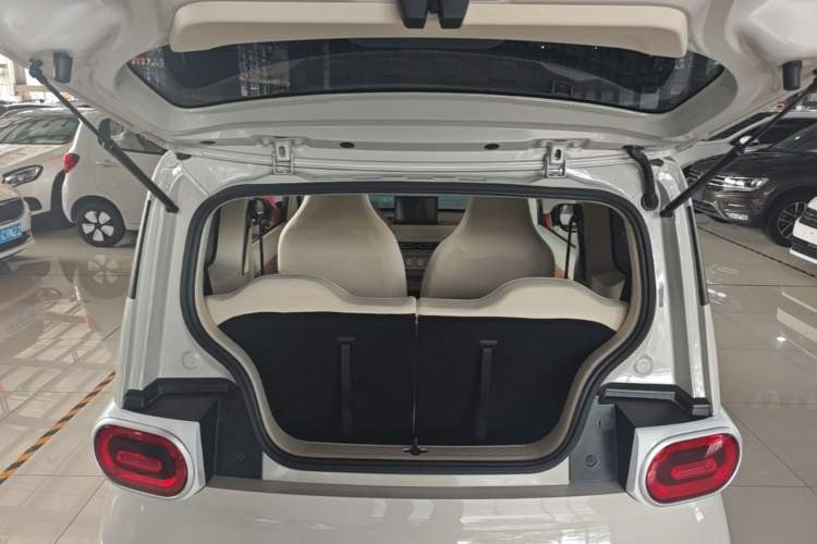 Used Wuling Hongguang MINIEV 2024 3rd Generation 215km Youth Edition Trunk