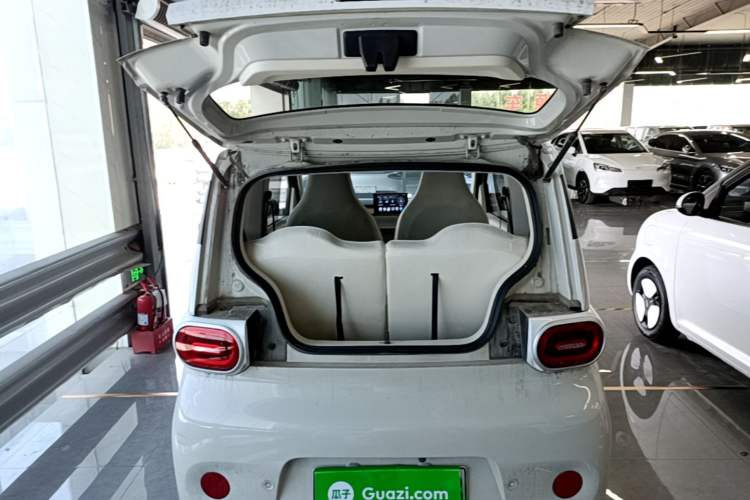Used Wuling Hongguang MINIEV 2024 3rd Generation 215km Youth Edition Trunk