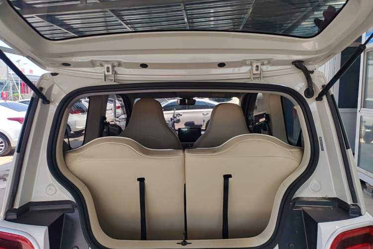 Used Wuling Hongguang MINIEV 2024 3rd Generation 215km Youth Edition Trunk